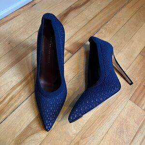 Victoria Beckham Kristie navy pumps, size 39